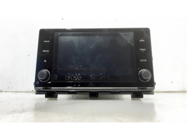 Радио/ проигрыватель CD/DVD / навигация