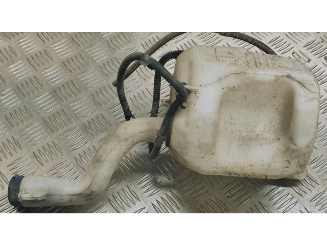 Бачок оконной жидкости