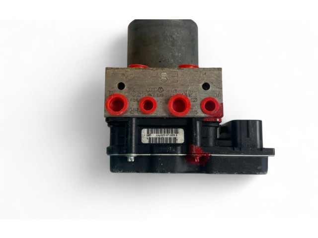 Блок управления АБС 8K9907379H Audi A4 Allroad