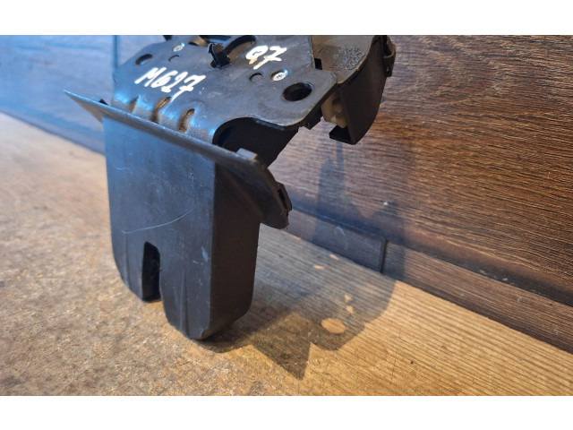 Zámek zadních dveří 8P4827505C Audi Q7 4L 2008