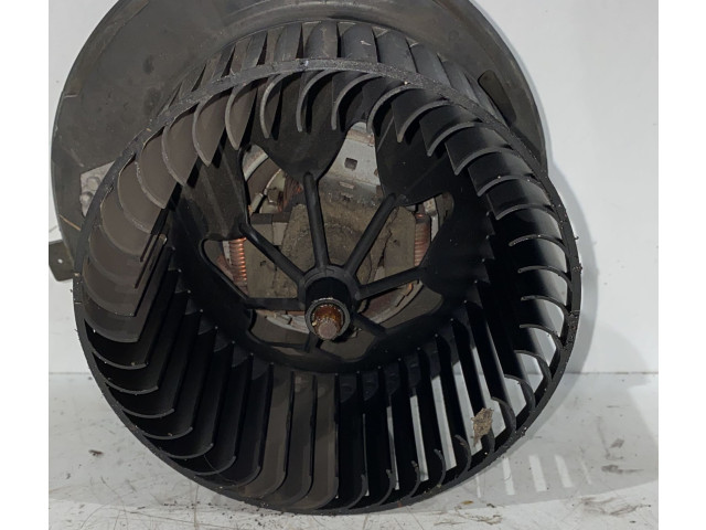 Вентилятор печки       Volkswagen Golf Plus