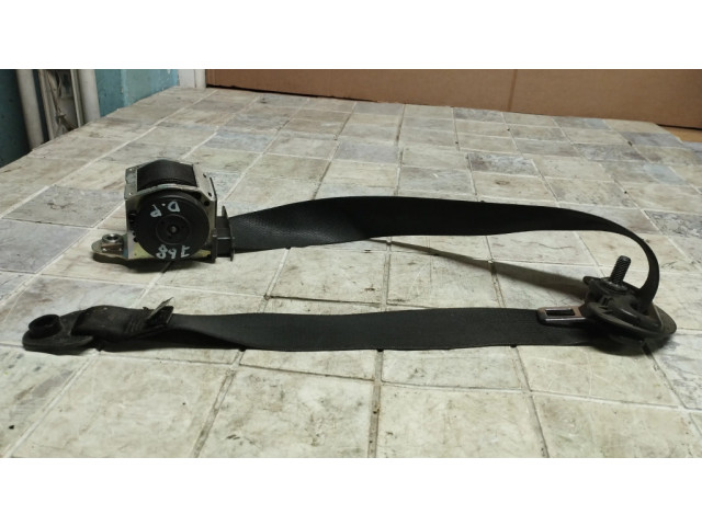 Передний ремень безопасности