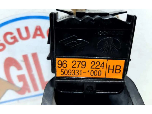 Ручка стеклоочистителей 96279224, 95598   Chevrolet Tacuma