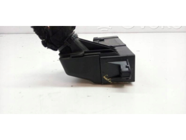 Блок предохранителей 8Z1941824 Audi A2