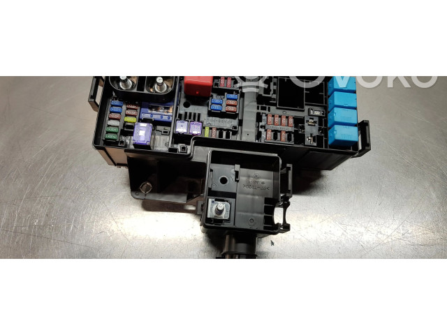 Pojistková skříňka Řídící jednotka BSM 8266242740, 8274042150 Toyota RAV 4 (XA50) 2022