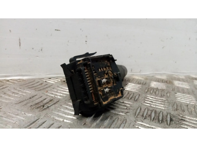 Ручка стеклоочистителей Mitsubishi Colt