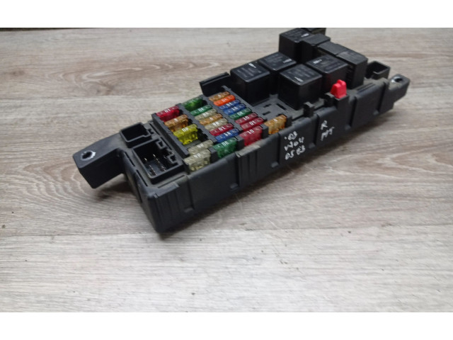 Блок предохранителей 518828017, 8678449   Volvo V70    