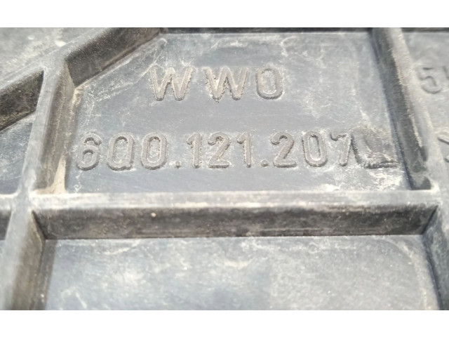 Вентилятор радиатора 6Q0121207 Skoda Fabia Mk1 (6Y)