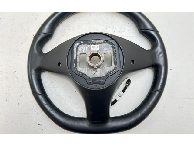 Volant Tesla Model S 2015 103677400A