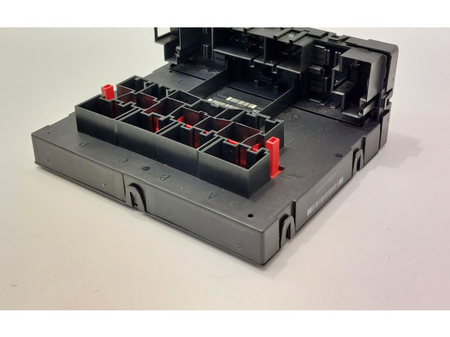 Блок предохранителей 8P0907279N   Audi A3 S3 8P    