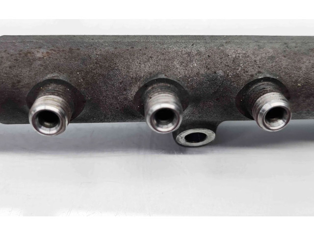 Топливная рампа Volvo XC90