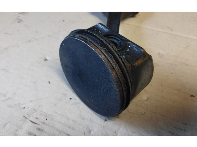 Píst    Lincoln Navigator     