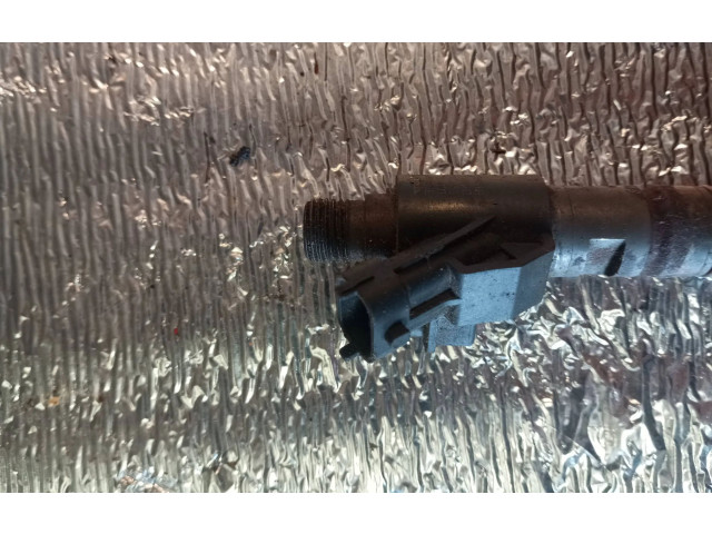 Форсунка 31303238    Volvo V70   