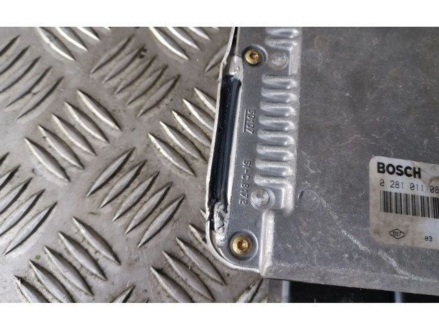 Блок управления двигателя 0281011086, 8200065994 Volvo S40, V40
