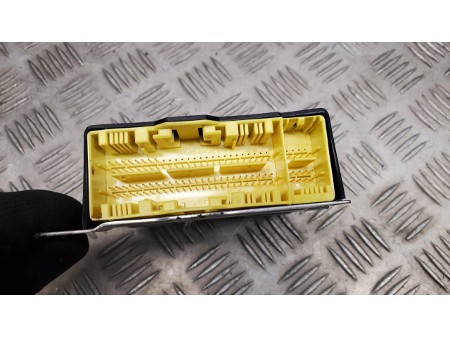 Блок подушек безопасности A1669001609   Mercedes-Benz GL X166