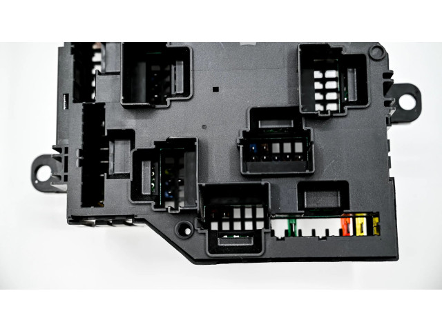 Блок предохранителей 117033454, 9210859 BMW X3 F25