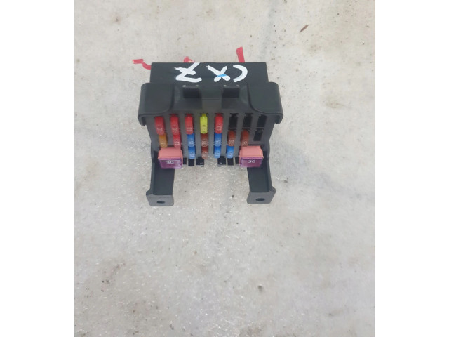 Pojistková skříňka Mazda CX-7 2006