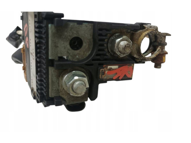 Pojistková skříňka Suzuki Swift II 2011