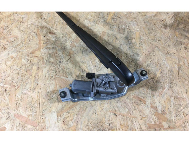 Моторчик заднего дворника LR060921, FK7217404AC Land Rover Discovery Sport