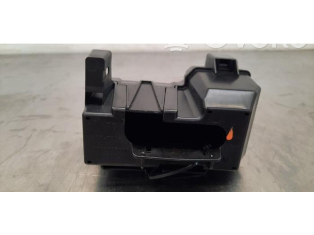 Pojistková skříňka 252369795R Renault Zoe 2022