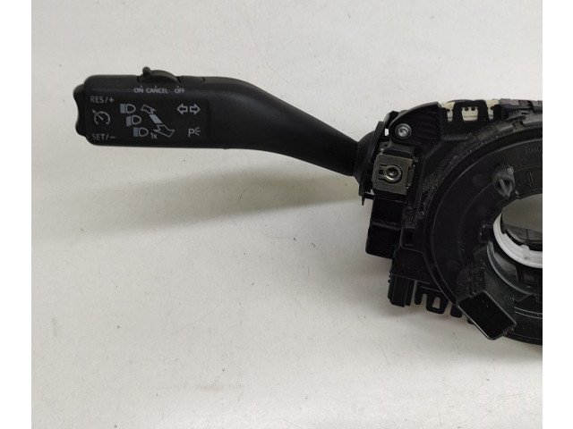 Ручка поворотов/ фонарей 5K0953569B, 5K0953521AT Skoda Octavia Mk2 (1Z)