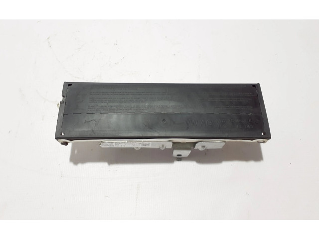 Подушка безопасности для колен 5E4880841D Skoda Octavia Mk4