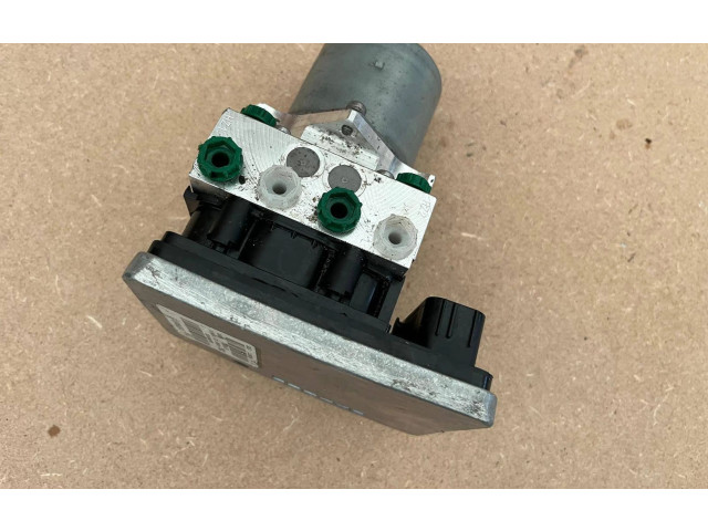 Jednotka ABS A1679009713, A008M957   Mercedes-Benz GLE W167 2020