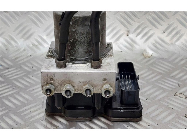 Блок АБС 32281472 Volvo XC40 - года