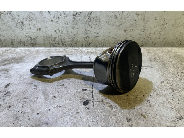 Поршень с шатуном Jeep Grand Cherokee WL