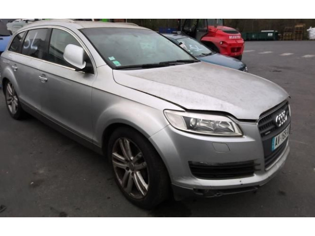 Přístrojová deska Audi Q7 4L 2007 4L0920932B