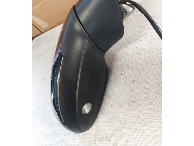 Zpětné zrcátko Volkswagen Touareg II 2013