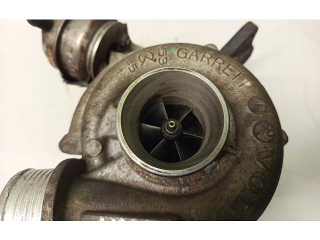  Турбина Volvo XC90  8689592         