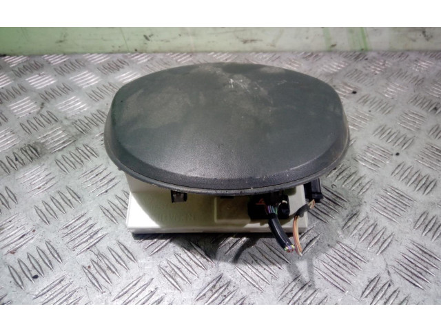 Дисплей    8200307273C   Renault Clio III