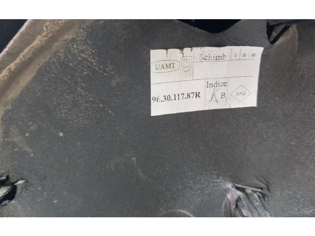 Зеркало электрическое        Dacia Logan II  2012 - 2020 года   