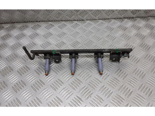 Vstřikovací lišta Suzuki Ignis