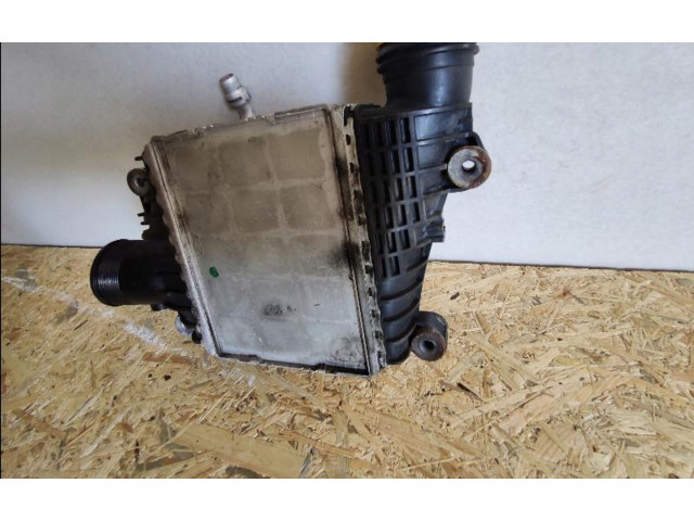 Интеркулер GX736K775AD Land Rover Range Rover Velar