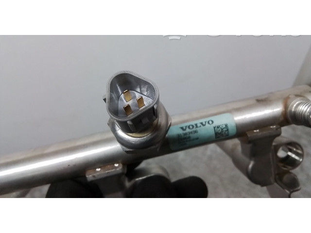 Топливная рампа 31303496, 31336652   Volvo XC90  