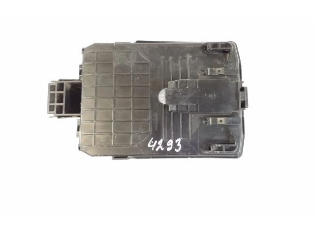 Блок предохранителей 284B74GC0A Infiniti Q50