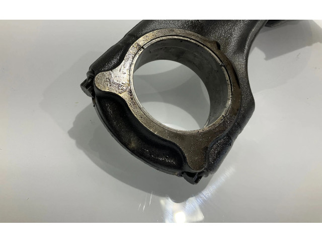 Píst Mercedes-Benz E W211 648.961