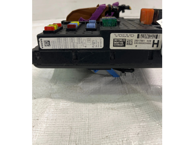 Блок предохранителей 30728512, 00006334963 Volvo XC90