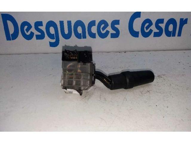 Ручка стеклоочистителей 17D682 Mazda 3 I