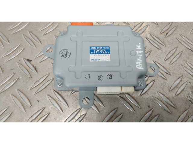 Pojistková skříňka Řídící jednotka BSM 8989248050   Toyota RAV 4 (XA40) 2018