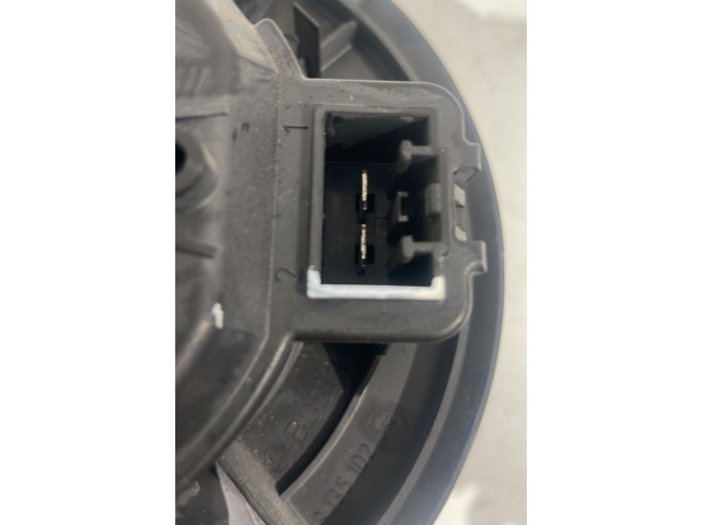 Вентилятор печки Skoda Citigo