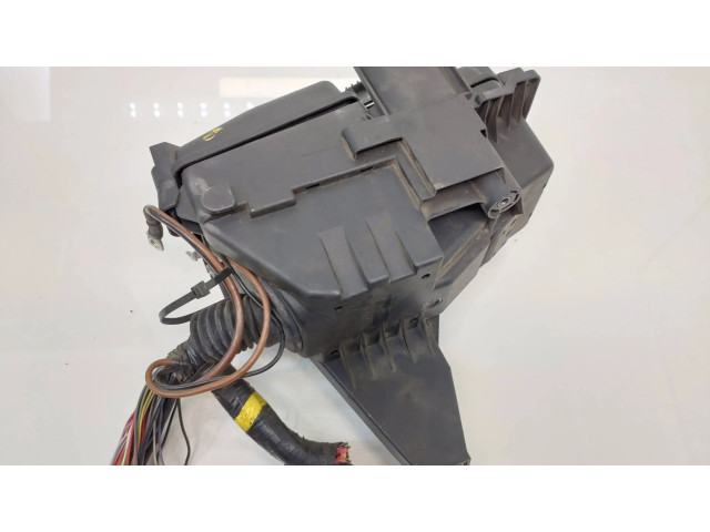 Блок предохранителей  30797010, 30728133   Volvo S60    