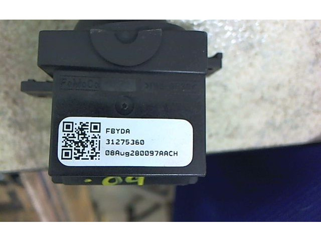 Ручка стеклоочистителей 31275360   Volvo XC70