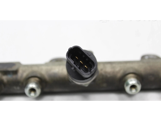 Vstřikovací lišta 445214016   Fiat Punto (188)  pro naftový motor 2.0 188A7000 