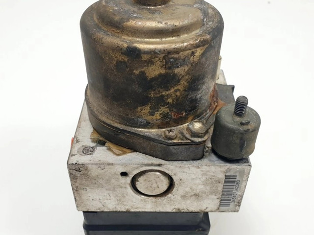 Блок АБС MR955426, 245407142380 Mitsubishi L200 1996-2006 года