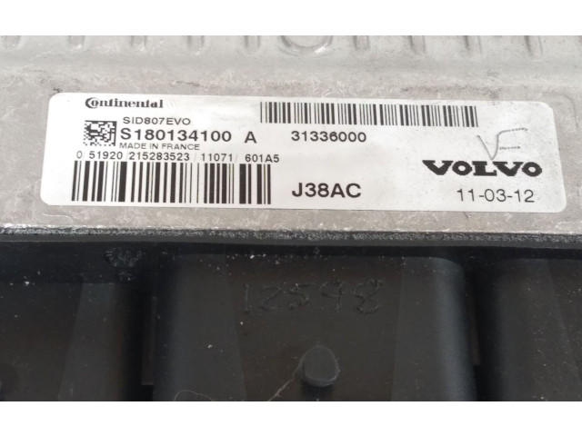 Блок управления двигателя 31336000, S180134100 Volvo C30
