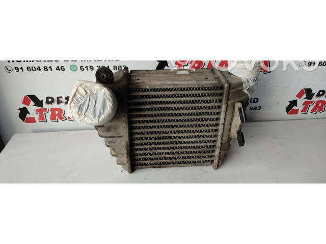 Интеркулер  IA1068   Audi A3 S3 8L 