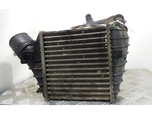 Интеркулер     Volkswagen New Beetle 